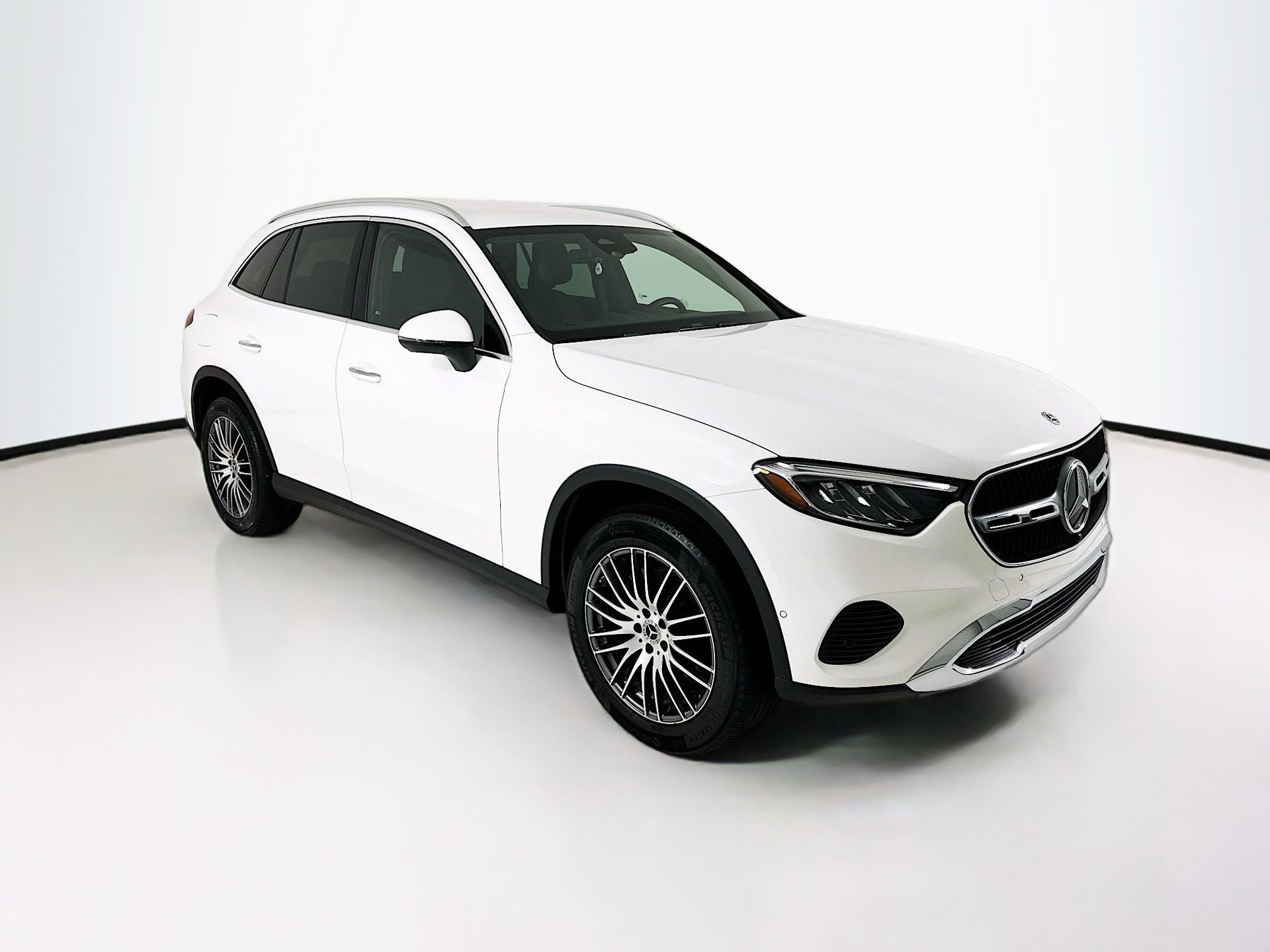 Certified 2025 Mercedes-Benz GLC 300 image 1