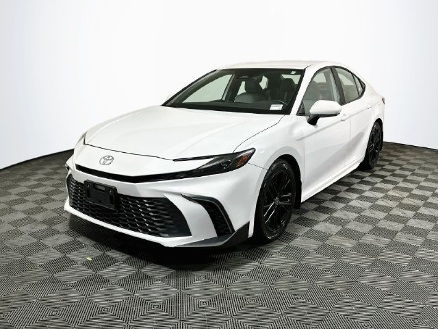 Certified 2025 Toyota Camry SE w/ Convenience Package FWD image 5