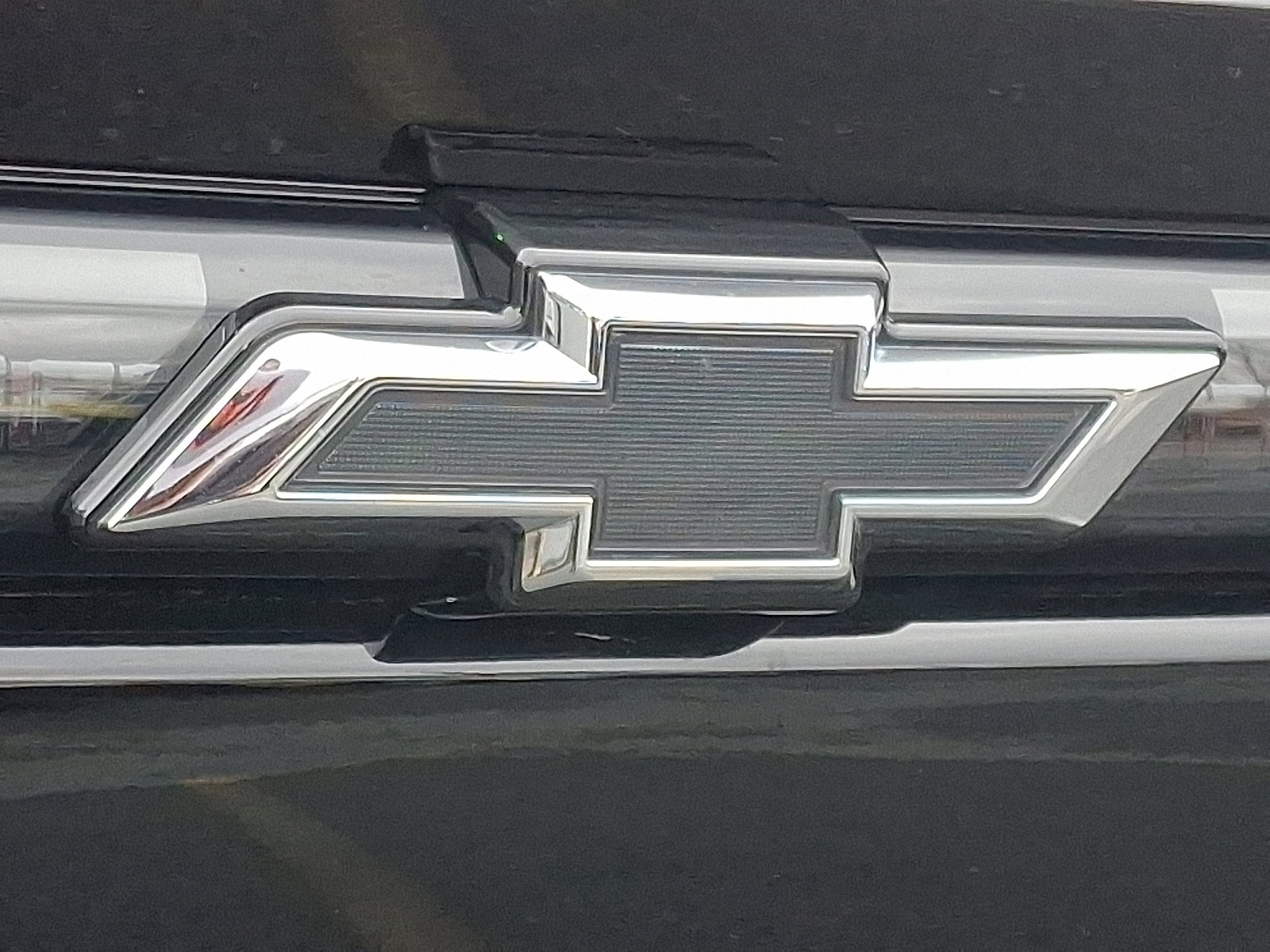 Used 2024 Chevrolet Equinox EV RS image 29