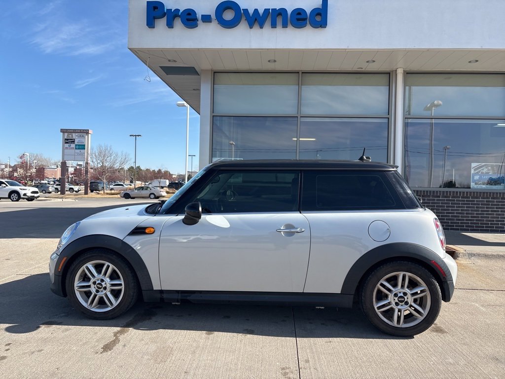 Used 2012 MINI Cooper Hardtop image 8
