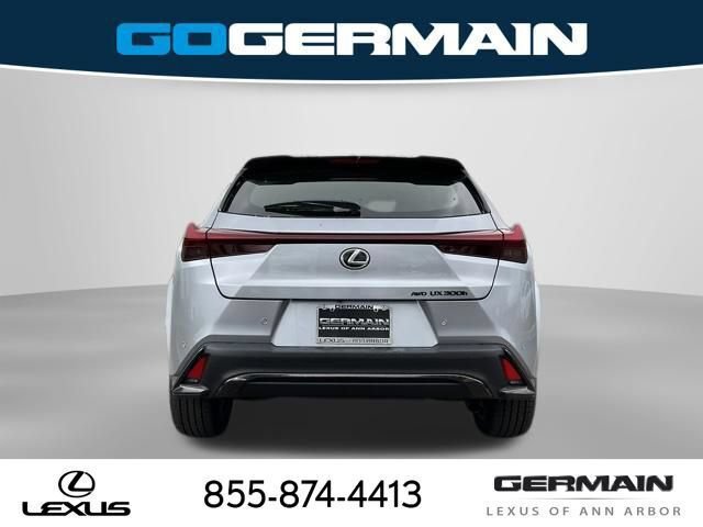 New 2026 Lexus UX 300h AWD image 6