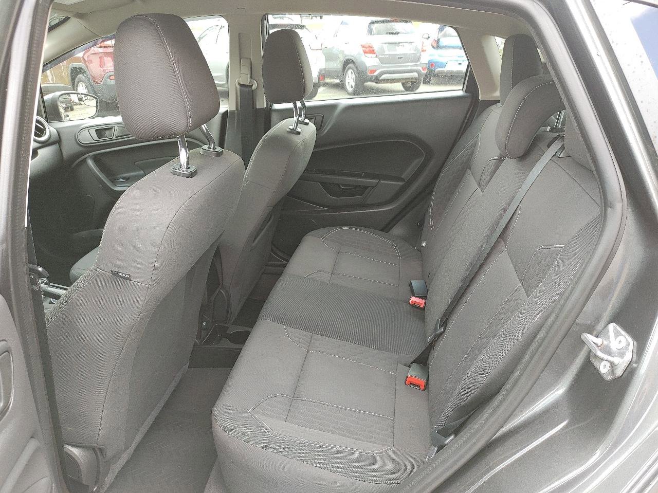 Used 2019 Ford Fiesta SE w/ Equipment Group 201A FWD image 9