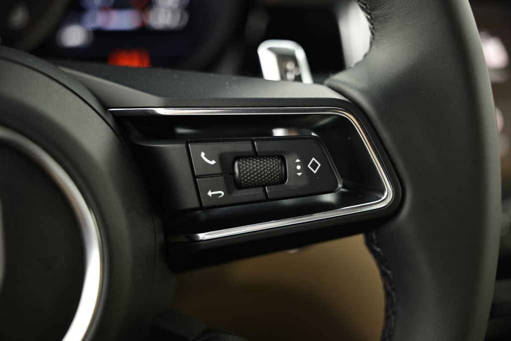 New 2026 Porsche Macan AWD/4WD image 37