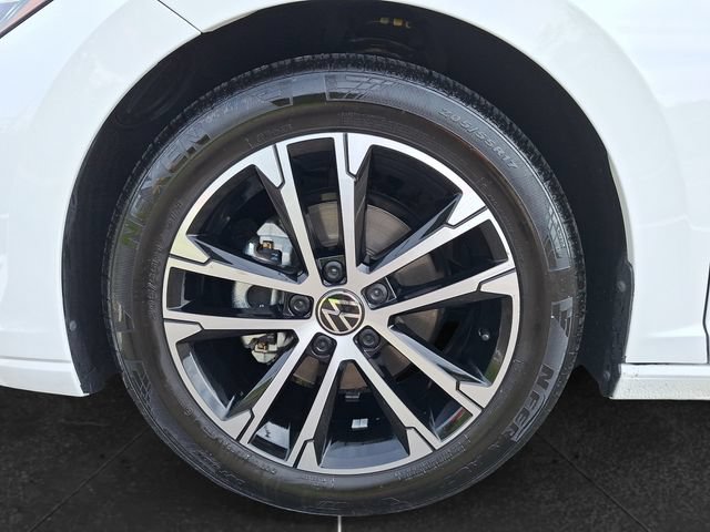 Certified 2026 Volkswagen Jetta Sport FWD image 9
