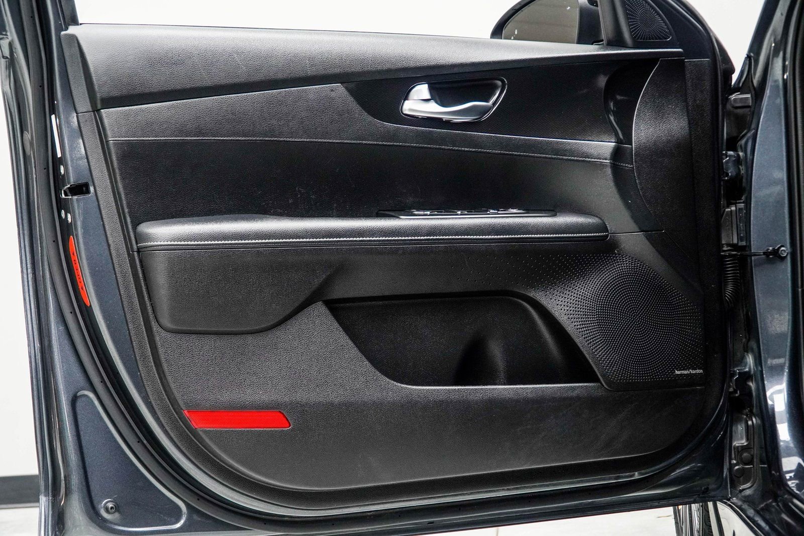 Used 2023 Kia Forte GT-Line w/ GT-Line Premium Package image 30