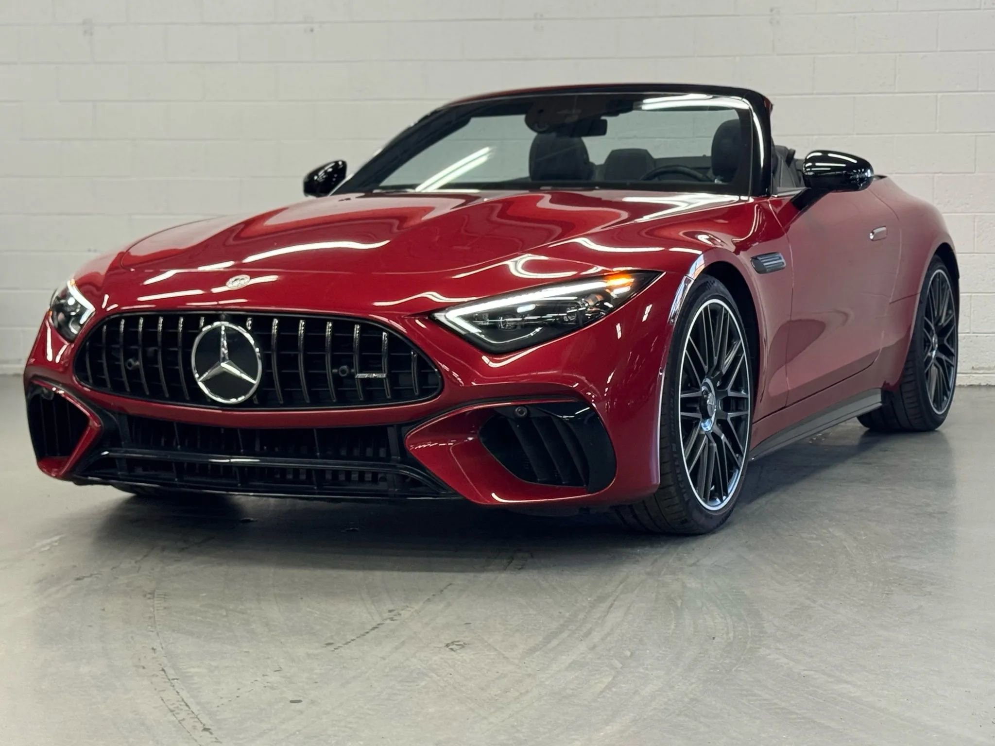 Used 2022 Mercedes-Benz SL 63 AMG 4MATIC image 3