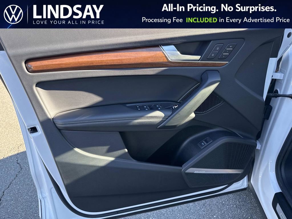 Used 2023 Audi Q5 2.0T Premium Plus w/ Premium Plus Package AWD/4WD image 9