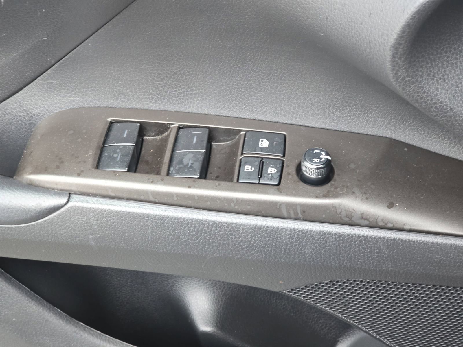 Used 2023 Toyota Camry SE image 36