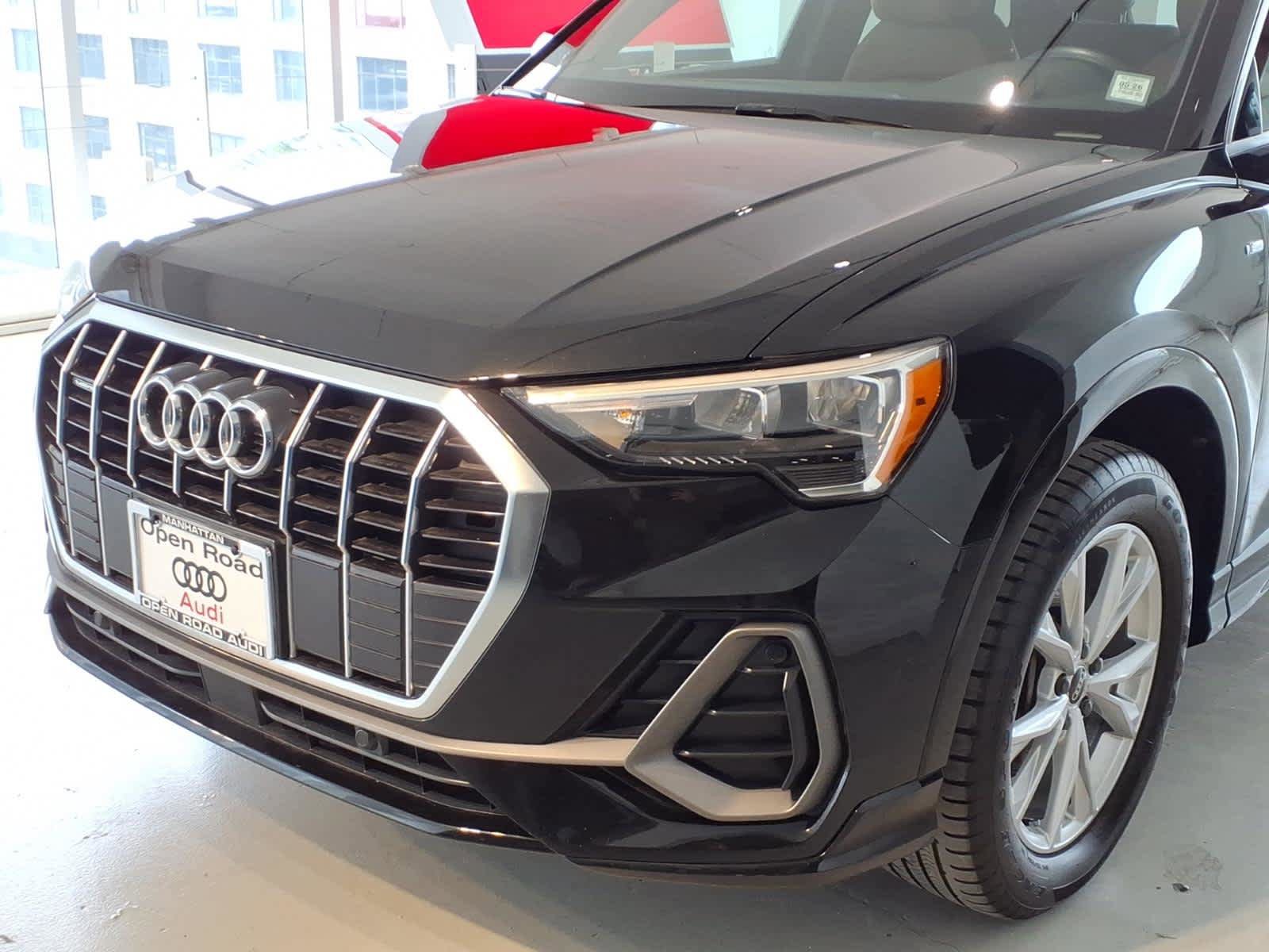 Used 2022 Audi Q3 2.0T Premium w/ Convenience Package AWD/4WD image 7
