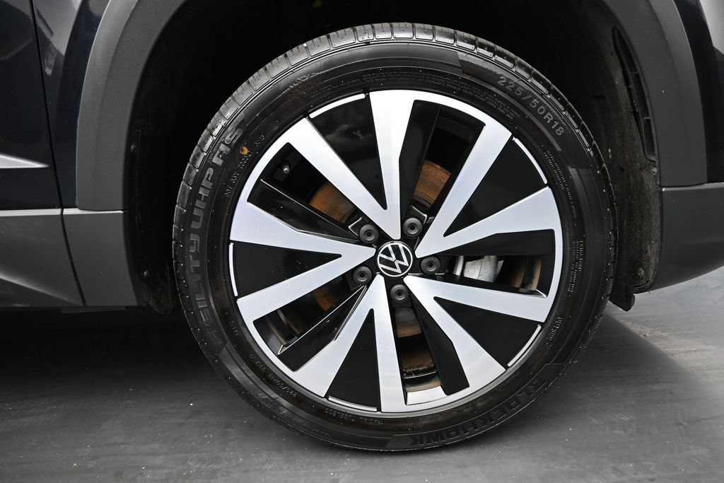 Used 2022 Volkswagen Taos SE AWD/4WD image 10