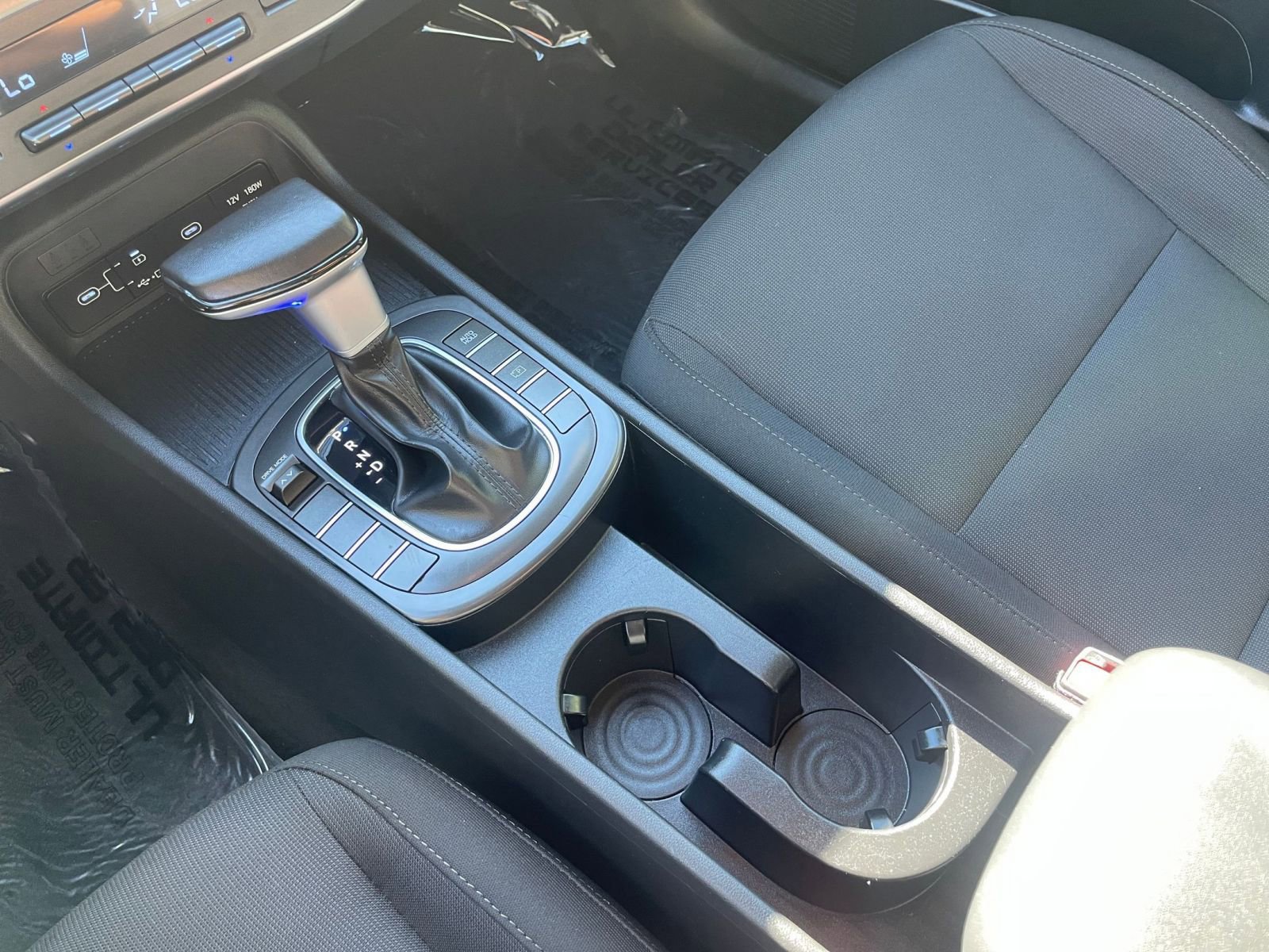 Used 2025 Hyundai Kona SEL image 41