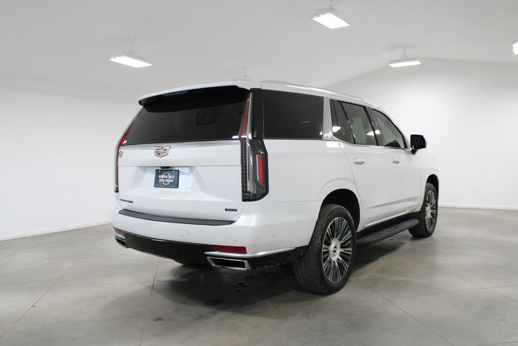 Used 2023 Cadillac Escalade Premium Luxury w/ LPO, Illumination Package image 9
