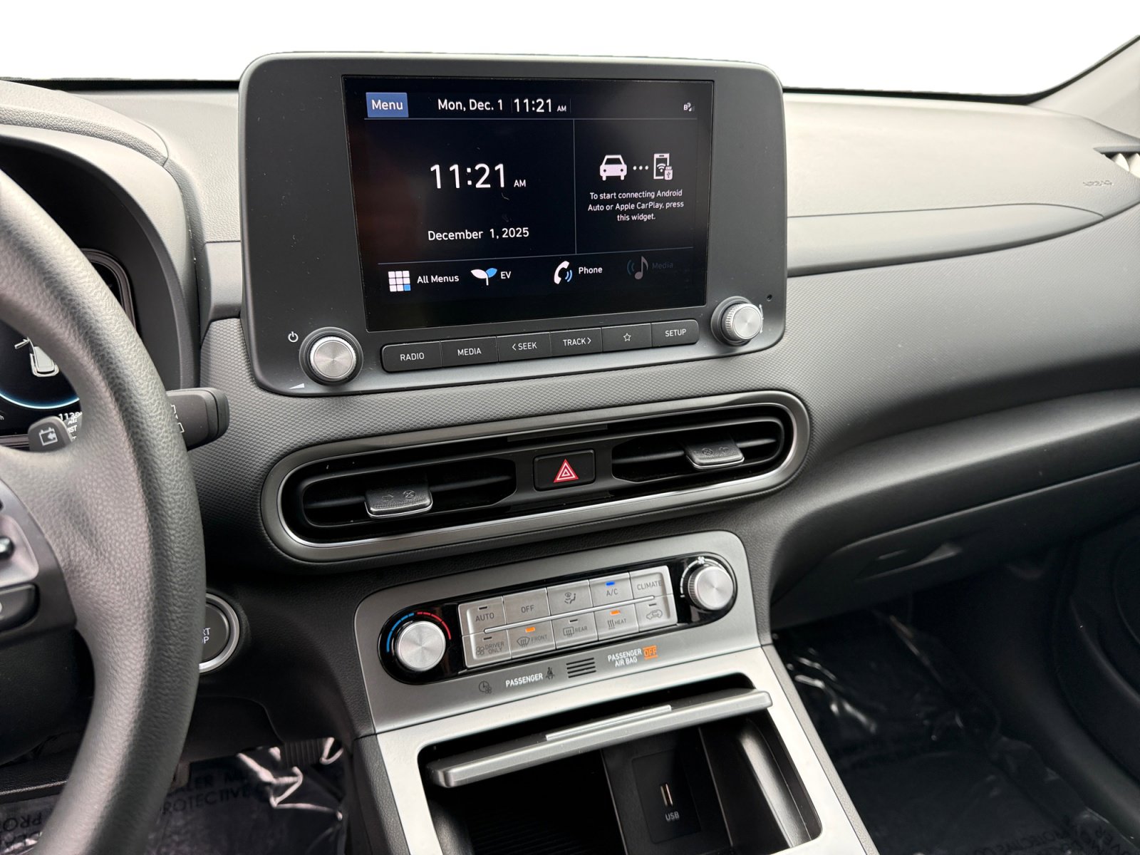 Certified 2023 Hyundai Kona SE image 12