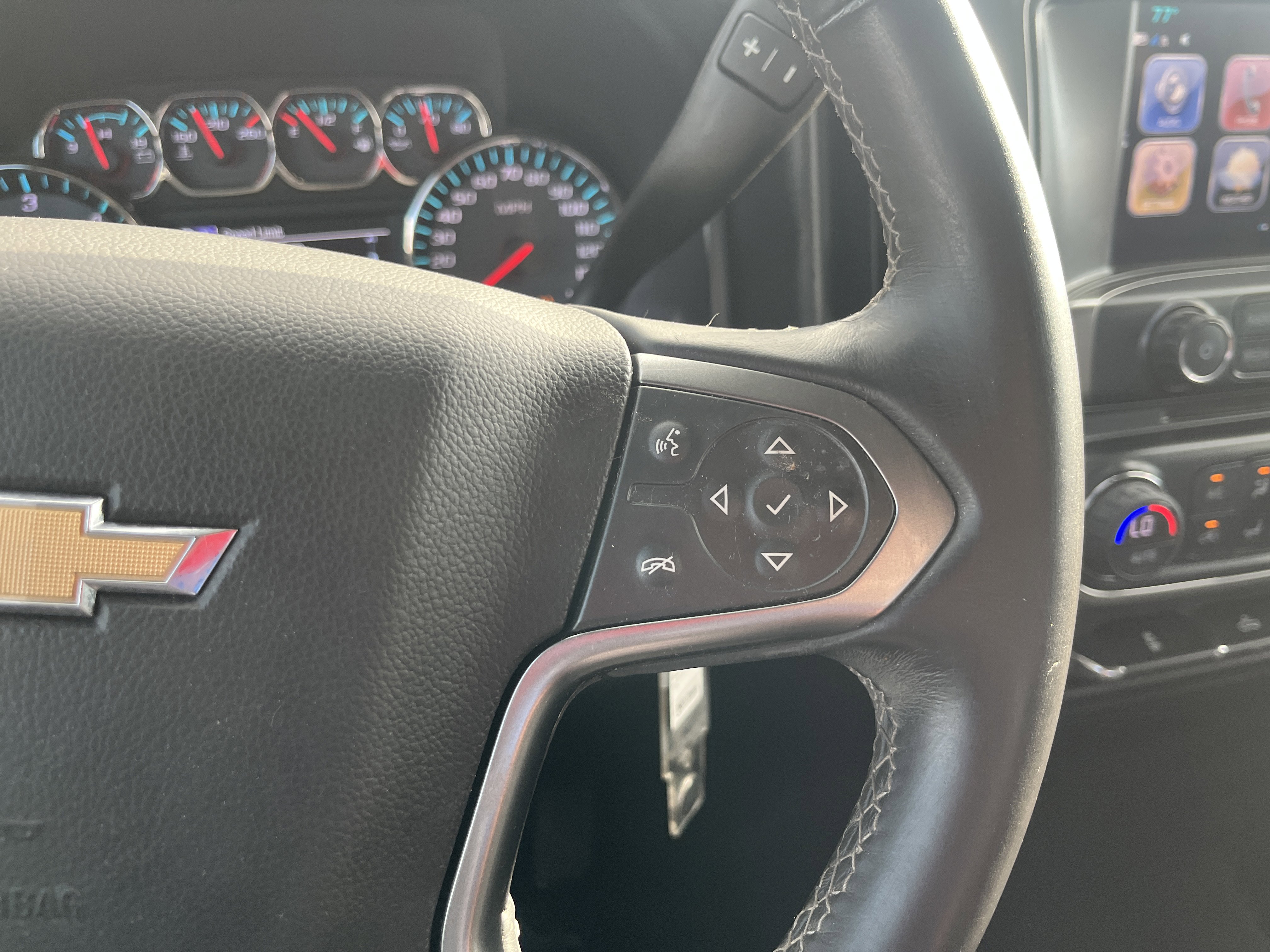 Used 2017 Chevrolet Silverado 2500 LT w/ LT Convenience Package image 21