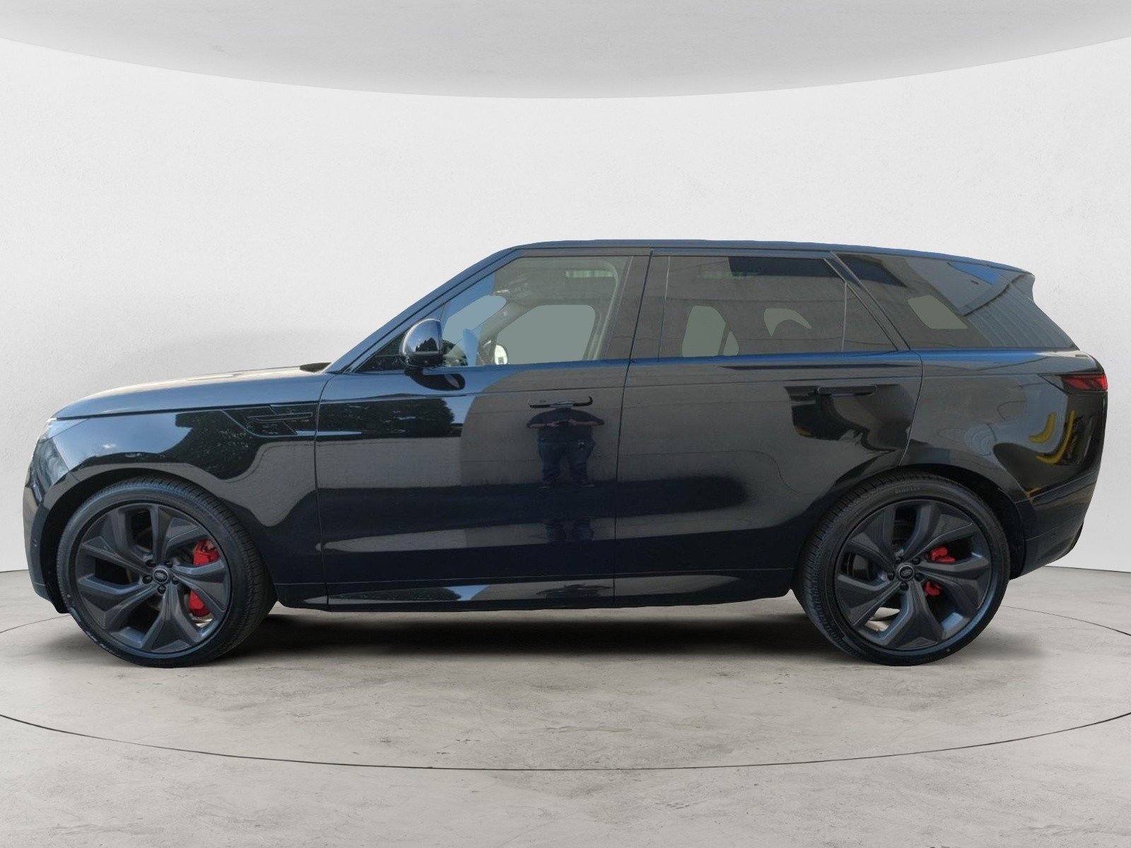 New 2025 Land Rover Range Rover Sport Dynamic SE image 2
