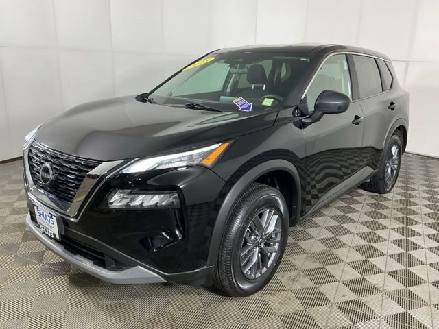 Used 2023 Nissan Rogue S AWD/4WD image 4