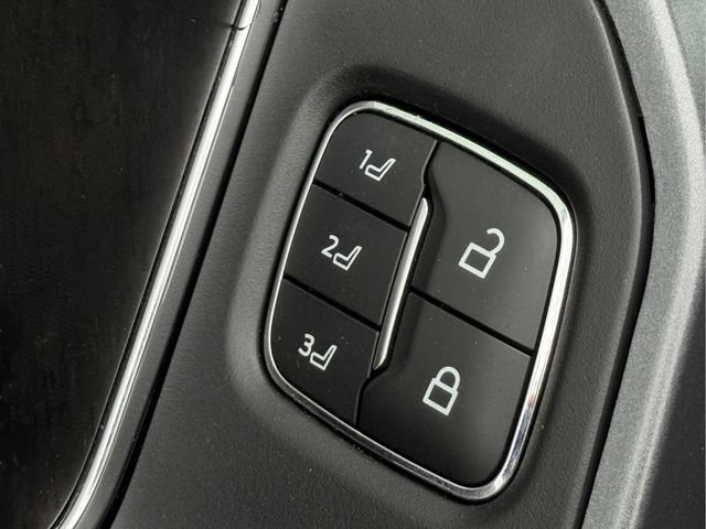 Used 2024 Ford F250 Lariat w/ Lariat Ultimate Package AWD/4WD image 23
