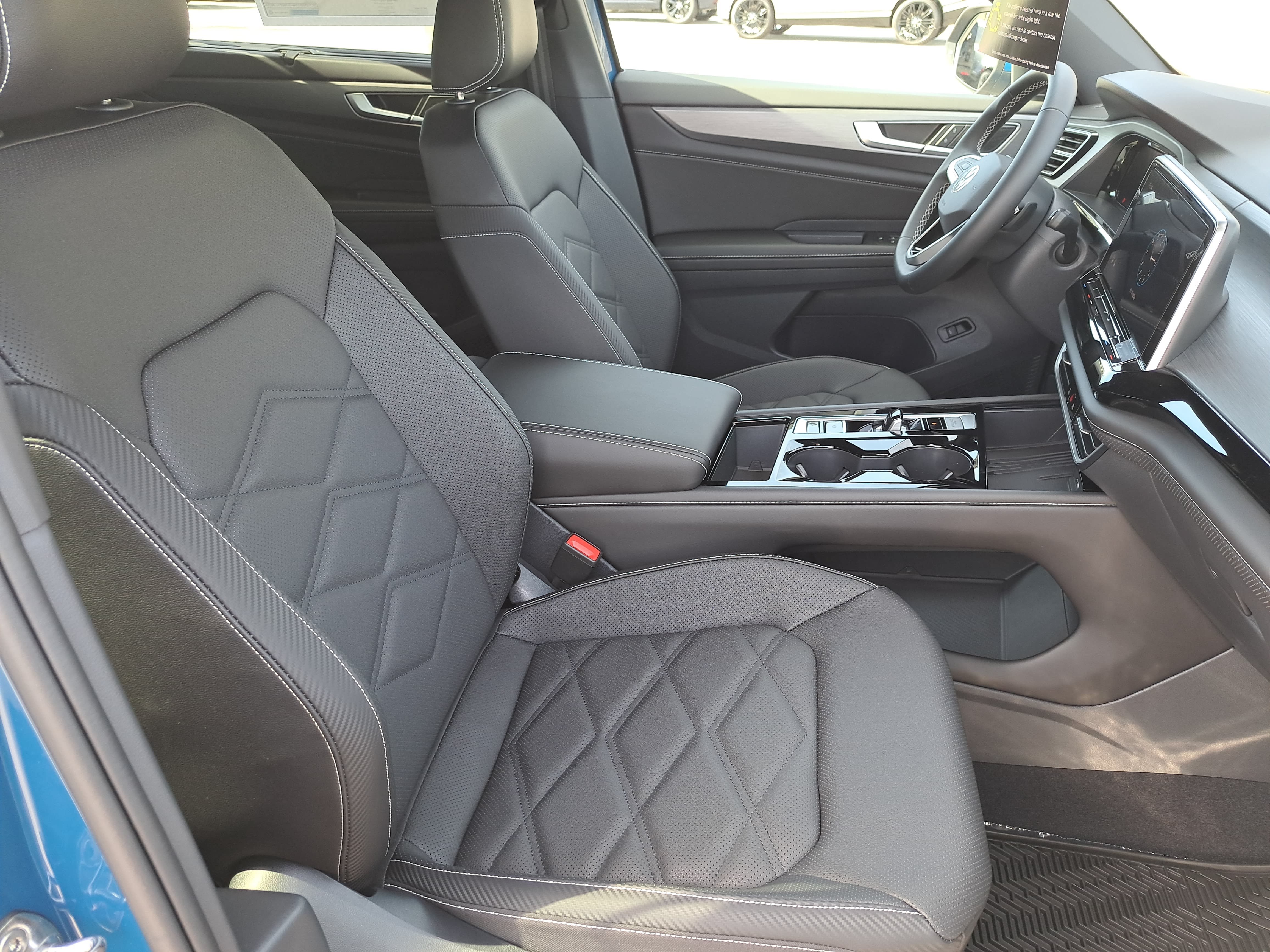 New 2026 Volkswagen Atlas Cross Sport SE AWD/4WD image 10