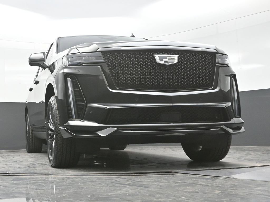Certified 2024 Cadillac Escalade ESV V w/ LPO, ONYX Package AWD/4WD image 20