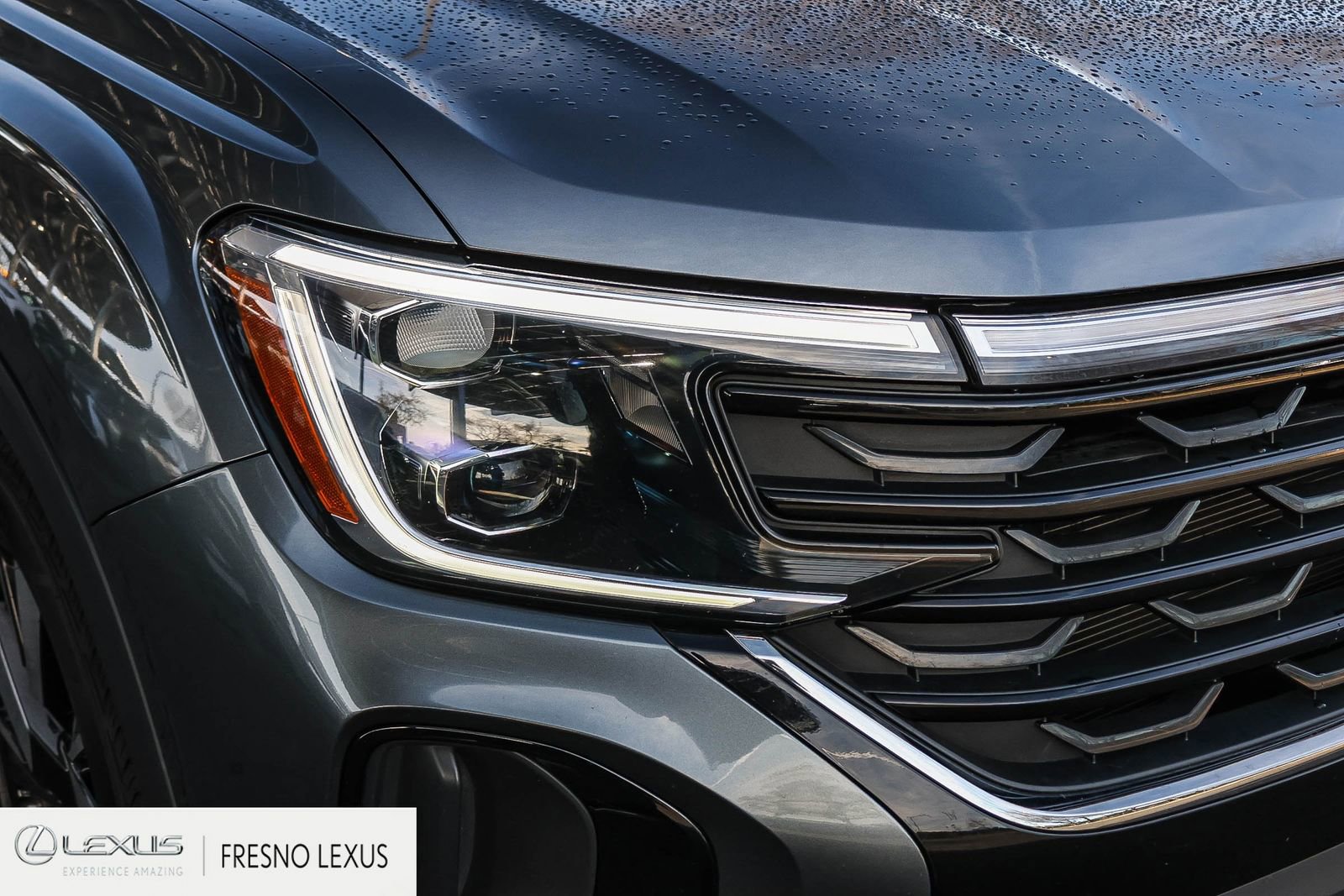 Used 2024 Volkswagen Atlas Cross Sport SE image 10