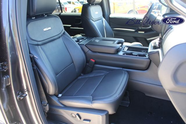 New 2025 Ford Expedition Platinum w/ Stealth Appearance Package image 7