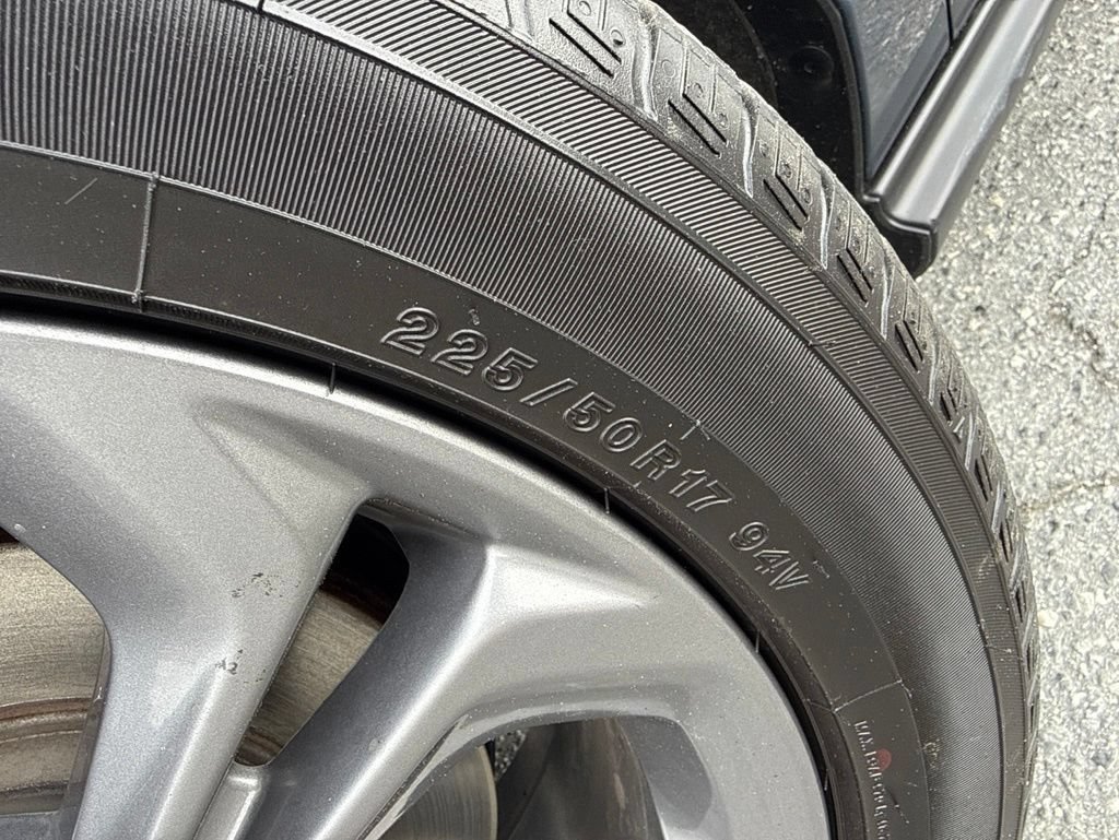 Used 2024 Honda Accord EX image 31