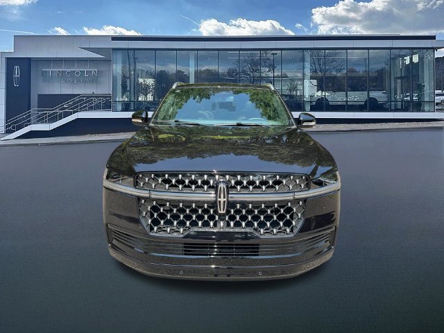 New 2027 Lincoln Navigator L Black Label AWD/4WD image 2