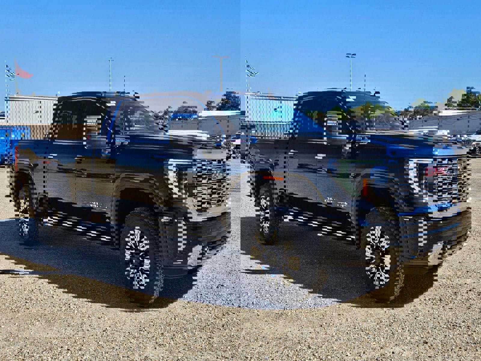 New 2026 GMC Sierra 2500 Denali w/ Denali Reserve Package image 8