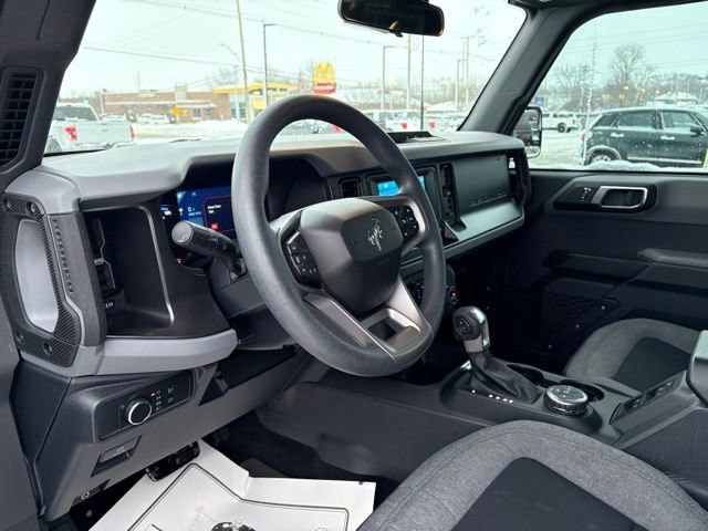 Used 2022 Ford Bronco 4-Door image 3