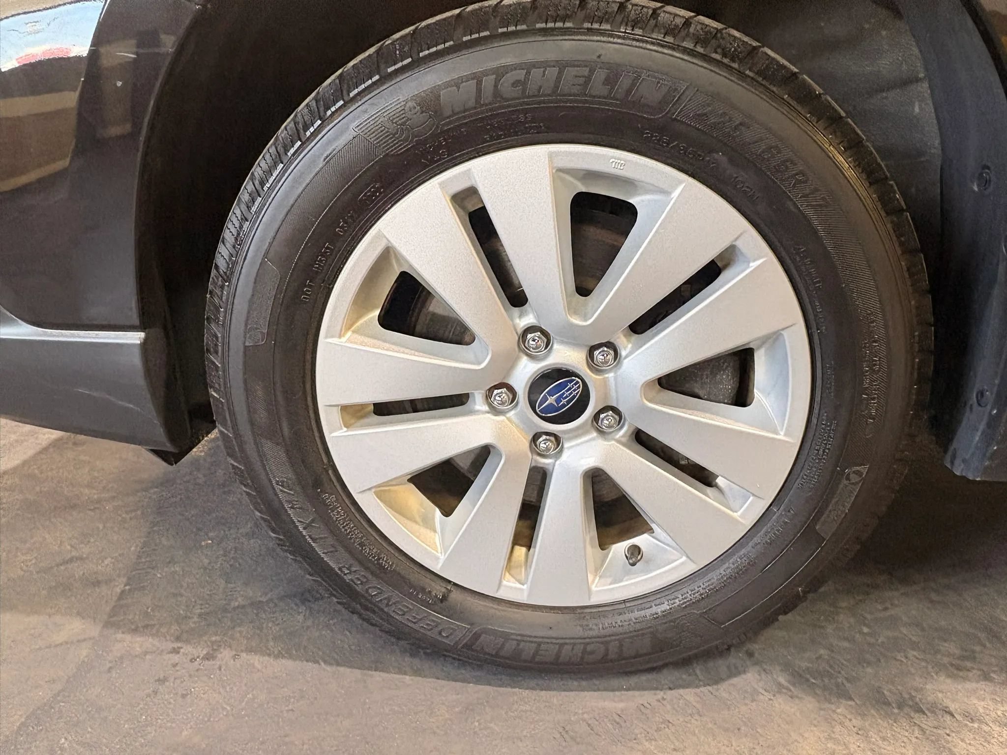 Used 2019 Subaru Outback 2.5i Premium AWD/4WD image 33