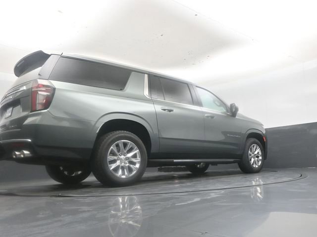 Used 2023 Chevrolet Suburban Premier AWD/4WD image 42