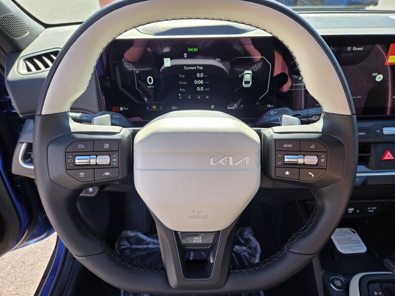 New 2025 Kia K4 GT-Line w/ GT-Line Sunroof Package image 11