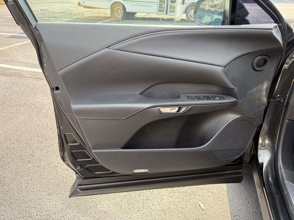 Used 2024 Lexus RX 350h w/ Convenience Package image 13