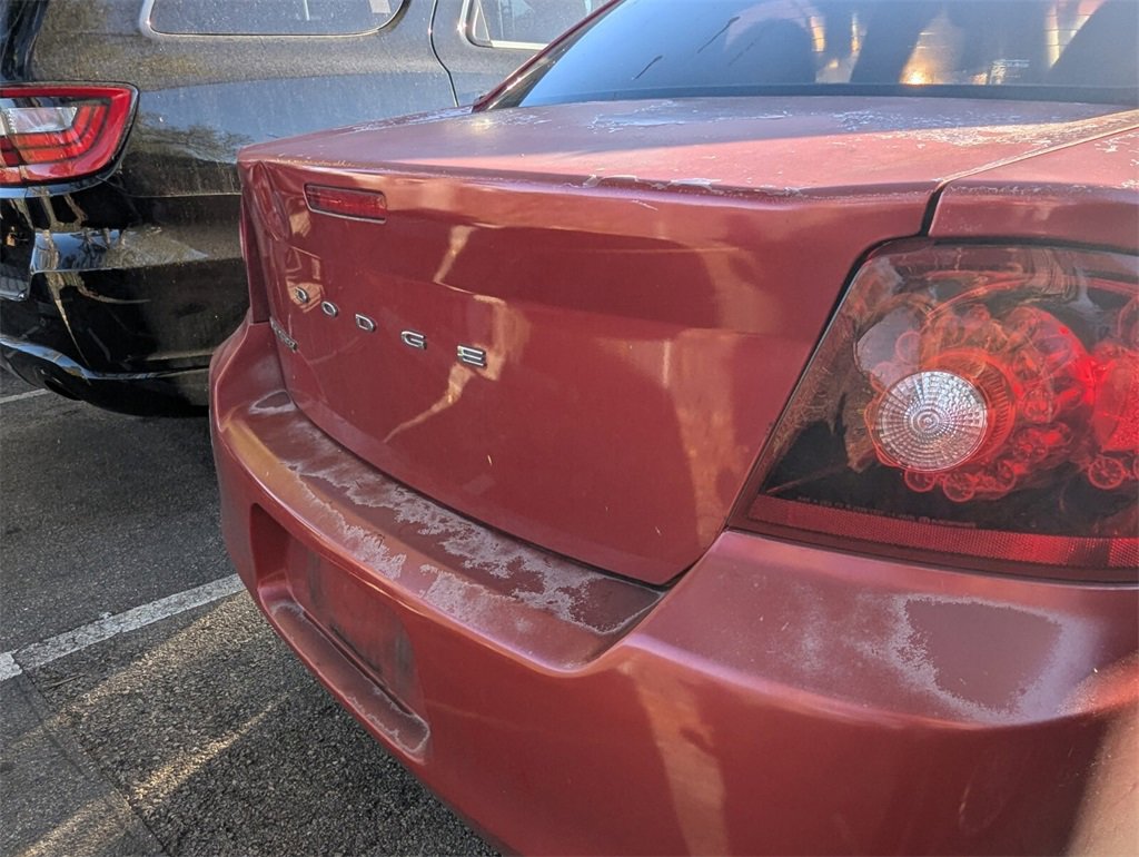 Used 2013 Dodge Avenger SE image 13