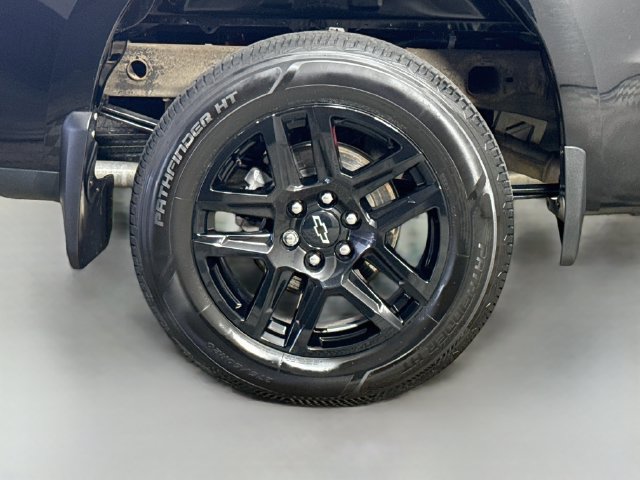 Used 2024 Chevrolet Silverado 1500 RST w/ Convenience Package II AWD/4WD image 32