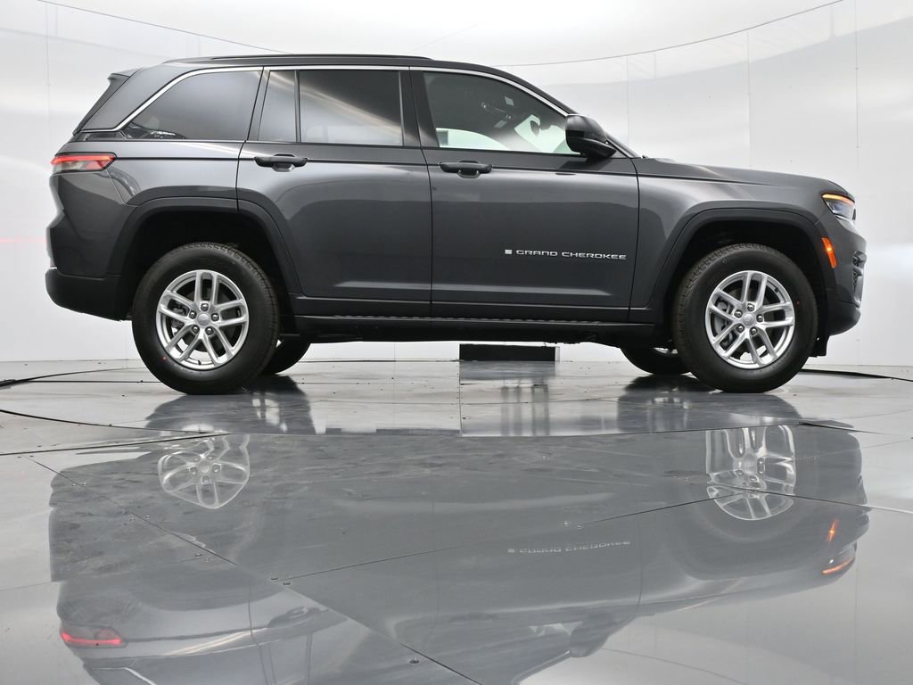 New 2025 Jeep Grand Cherokee Laredo X image 36