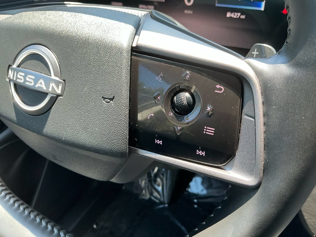 Used 2025 Nissan Murano SV AWD/4WD image 20