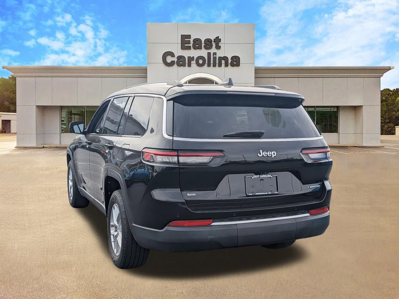 Certified 2021 Jeep Grand Cherokee L Laredo w/ Luxury Tech Group I RWD image 5