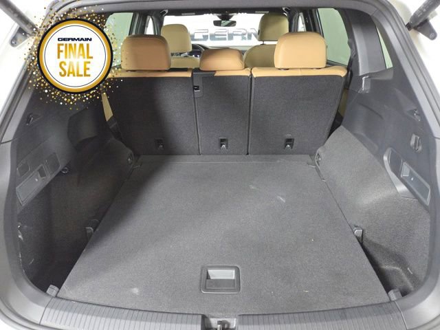 Used 2024 Volkswagen Tiguan SE R-Line image 20