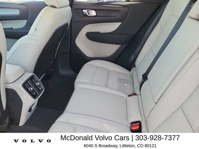 Used 2026 Volvo XC40 B5 Plus w/ Protection Package Premier AWD/4WD image 13