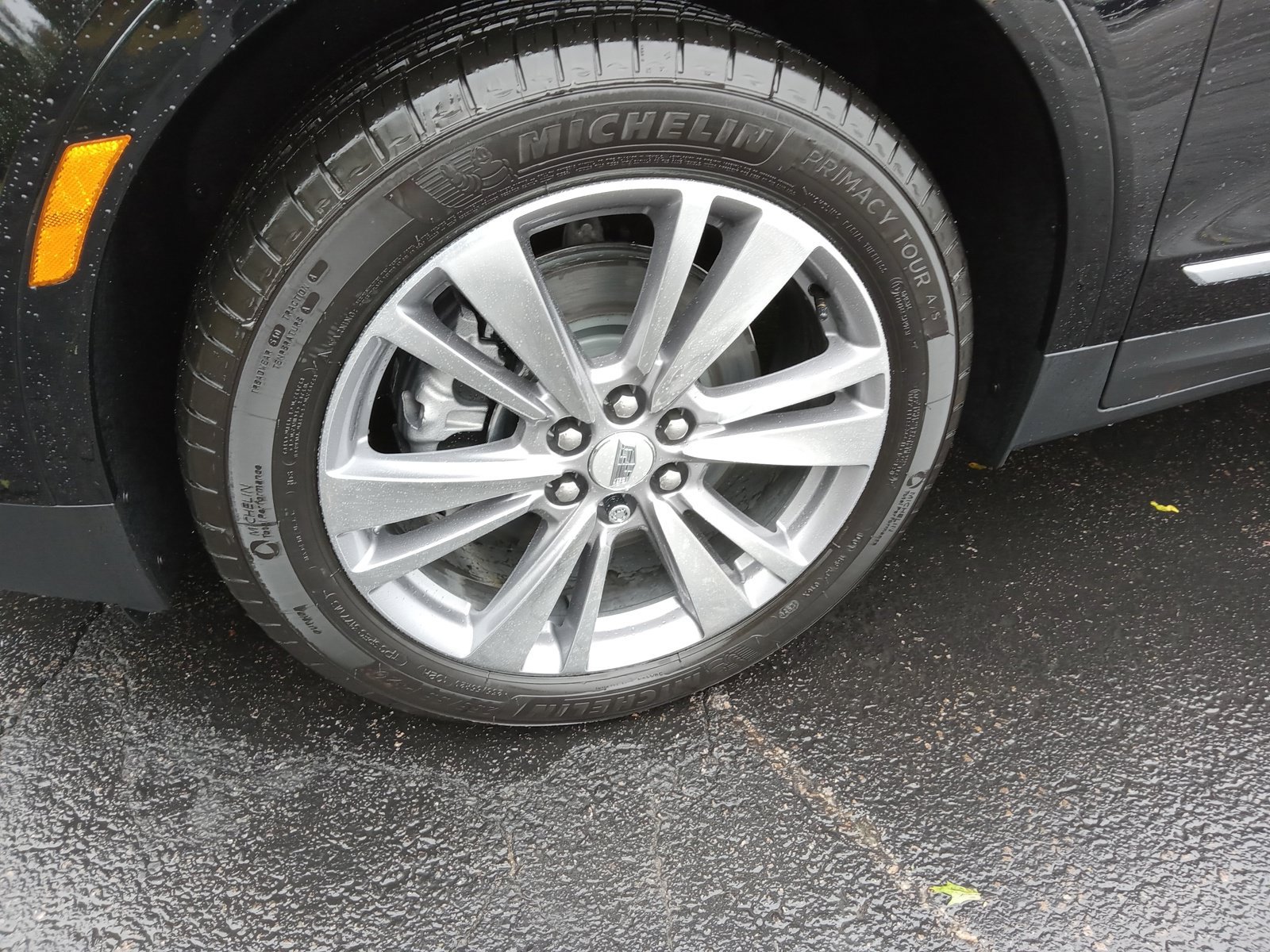 New 2026 Cadillac XT5 Premium Luxury AWD/4WD image 6