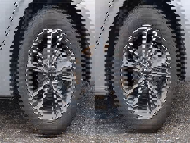 Used 2024 Kia Forte LXS image 13