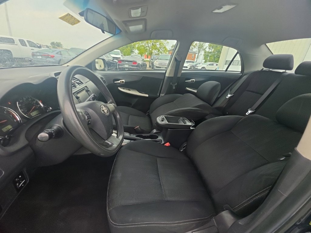 Used 2013 Toyota Corolla S FWD image 13