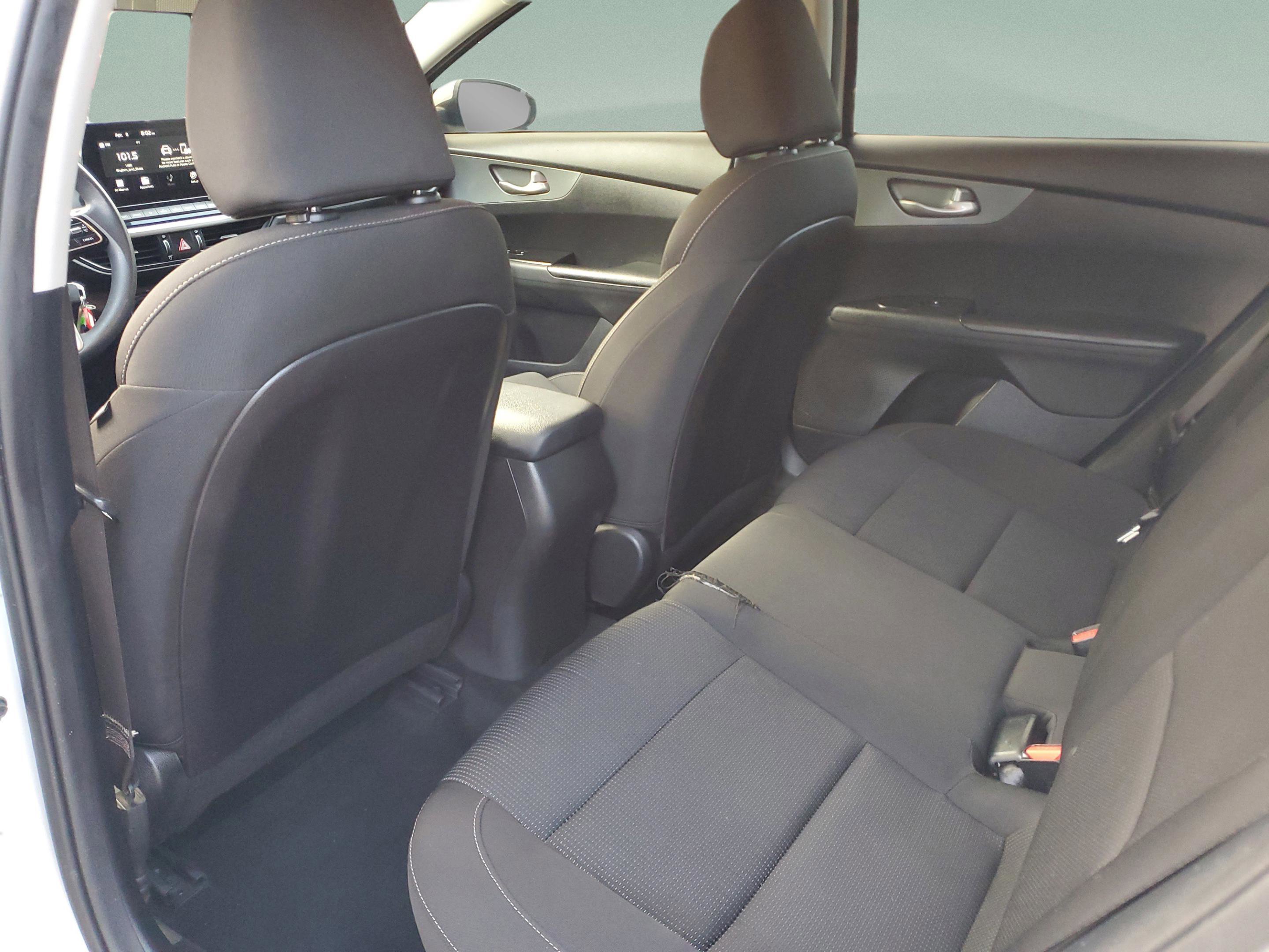 Certified 2021 Kia Forte LXS image 9