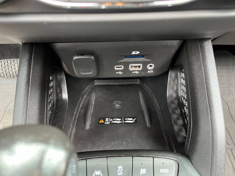 Used 2021 Chevrolet TrailBlazer RS w/ Sun and Liftgate Package AWD/4WD image 18