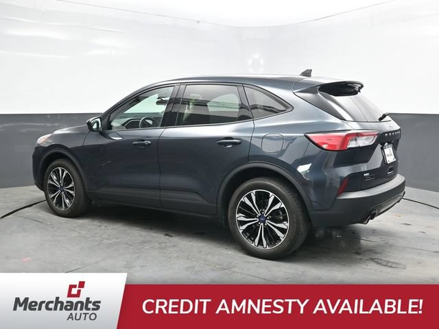 Used 2022 Ford Escape SE w/ SE Sport Appearance Package AWD/4WD image 4