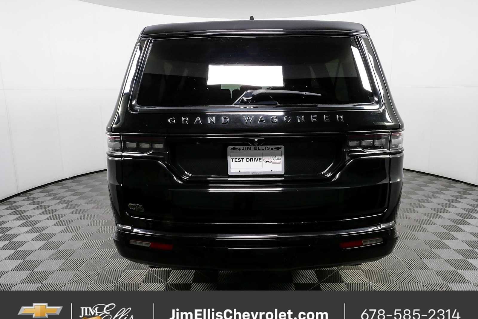 Used 2024 Jeep Grand Wagoneer L Series II w/ Quick Order Packagew 28T AWD/4WD image 30