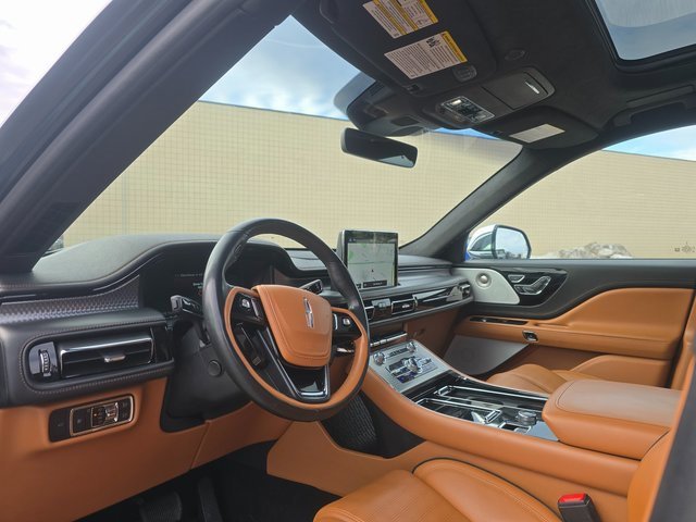 Used 2020 Lincoln Aviator Black Label w/ Dynamic Handling Package image 11