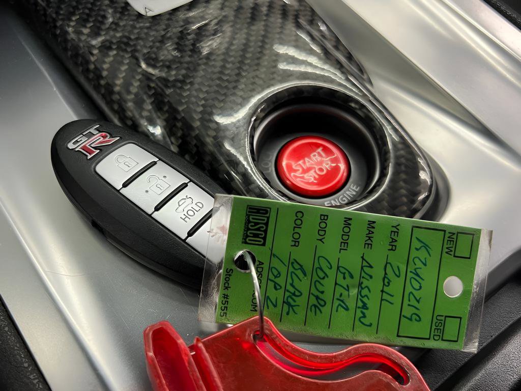 Used 2011 Nissan GT-R Premium image 69