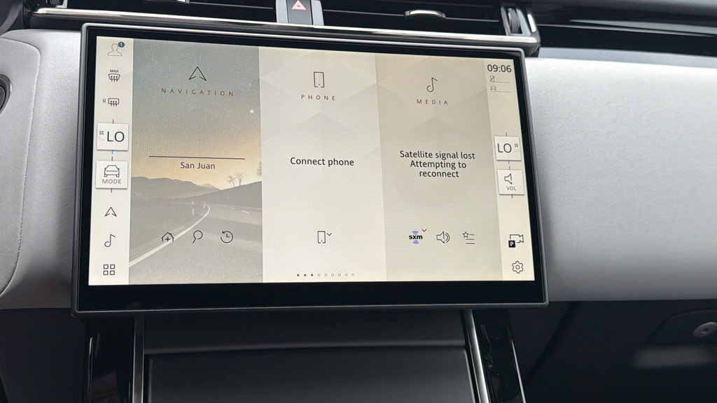New 2026 Land Rover Range Rover Velar S AWD/4WD image 24